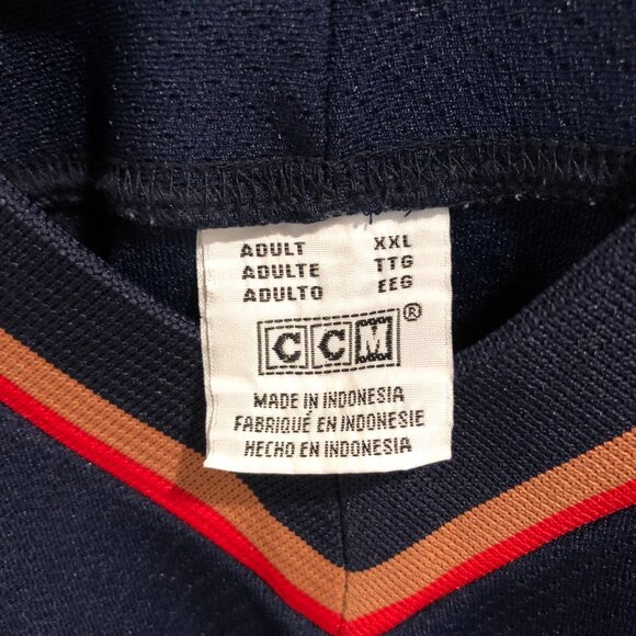 Men's CCM Hockey Jersey, Size XXL - Picture 2 of 11